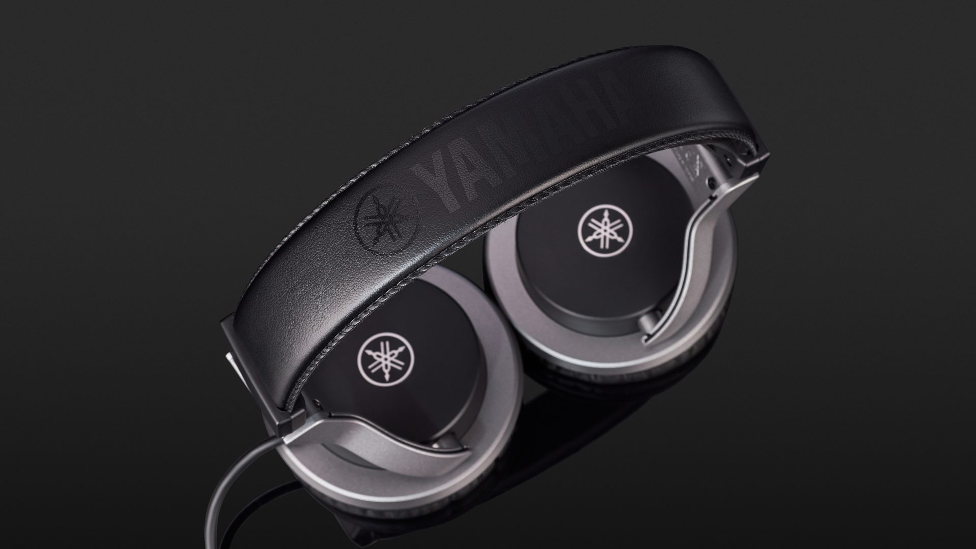 هدفون استودیویی یاماها مدل HPH-MT7