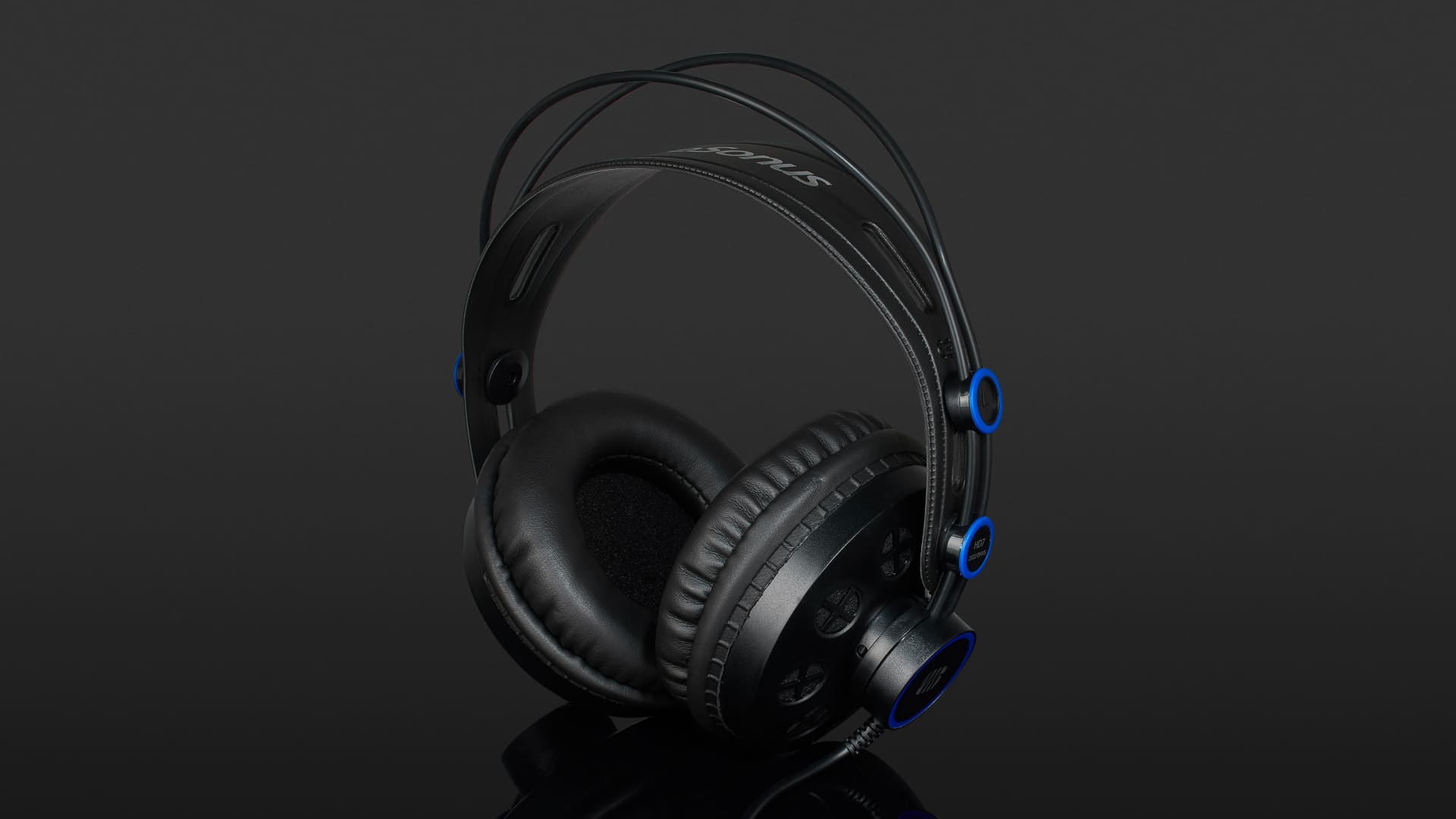 هدفون استودیویی پریسونوس مدل HD7
