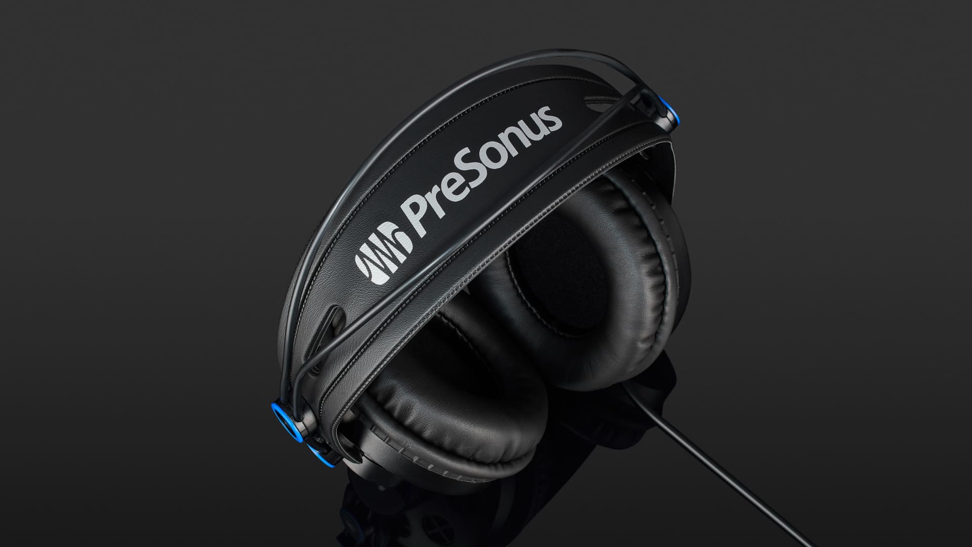 هدفون استودیویی پریسونوس مدل HD7
